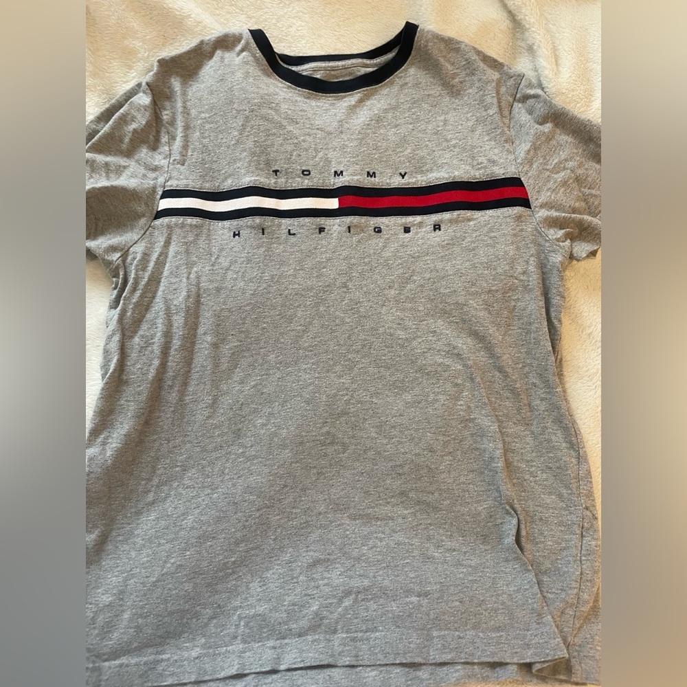 Tommy Hilfiger Gray Tee